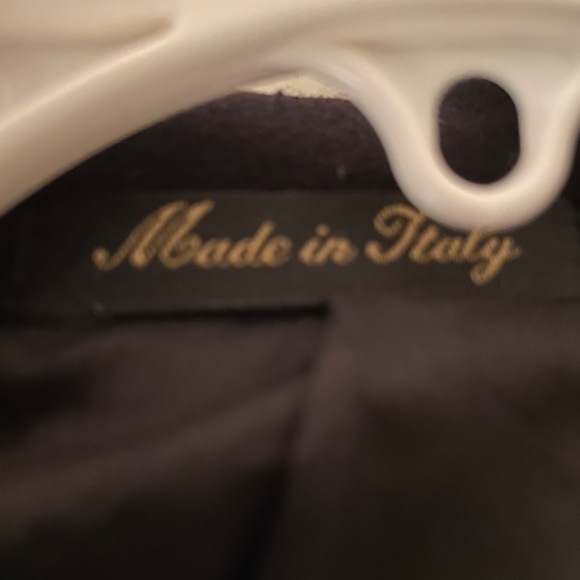 Overcoat - Picture 4 of 6